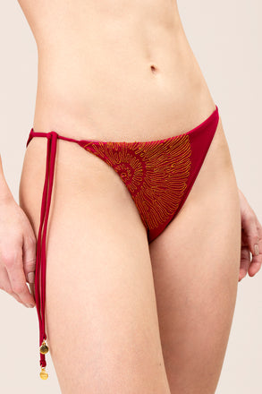 Bikini Donna / Maia Onda