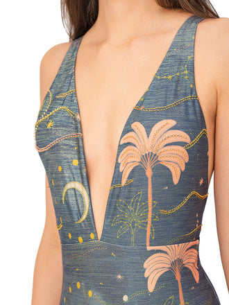 Greta One Piece - Media Luna