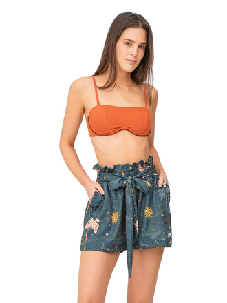 Short Grace - Media Luna